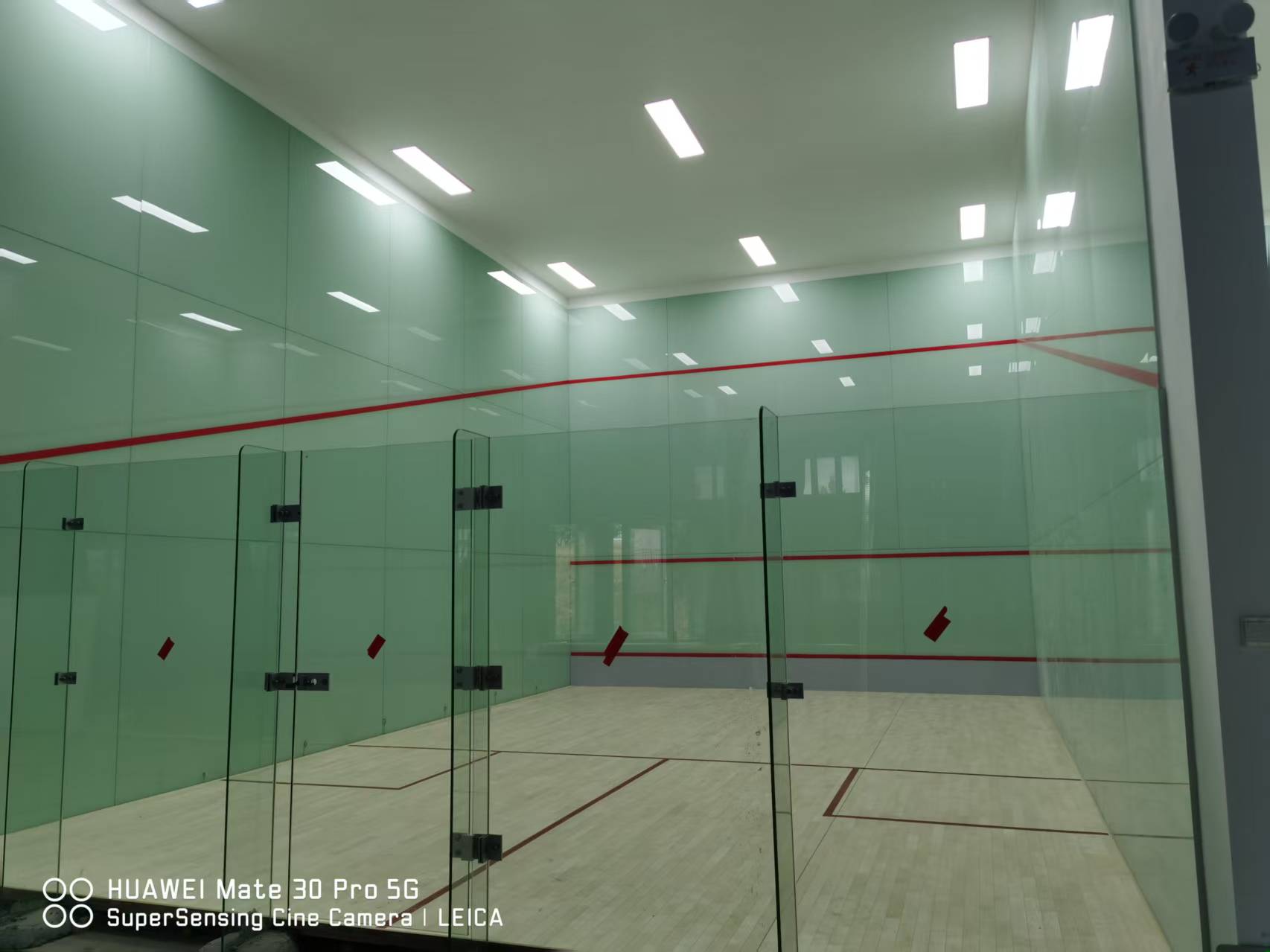 九江西海舰队全玻璃式壁球馆